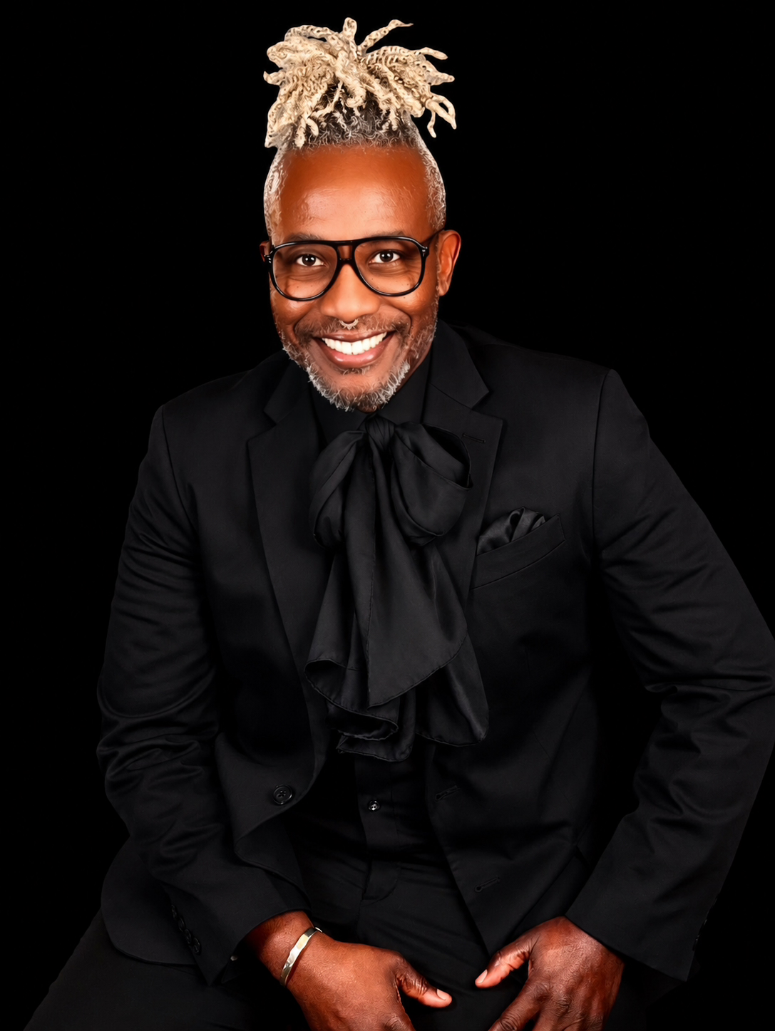 Tod Hallman, Fashion Consultant, Style by Dashingly Tod